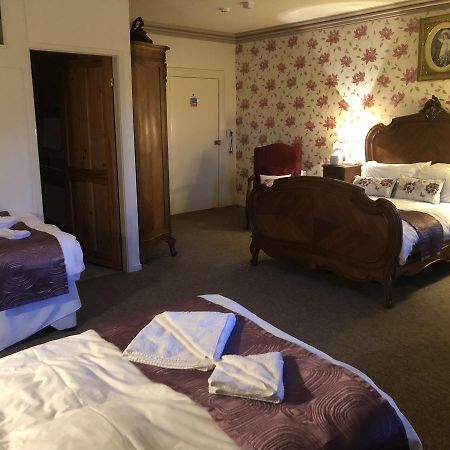 Hotel The Oakeley Arms Maentwrog Exterior foto